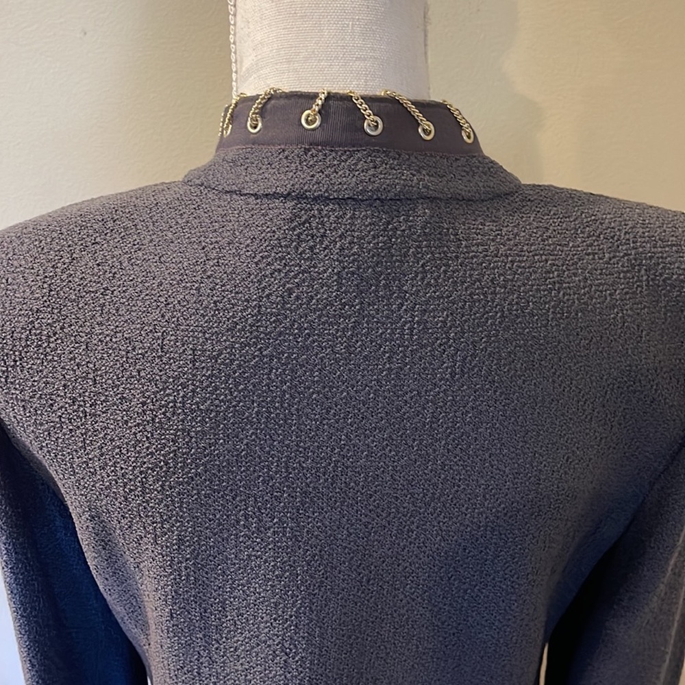 Gorgeous St John Knit jacket with chain detail in slate (gray)  size 10 - Picture 5 of 8